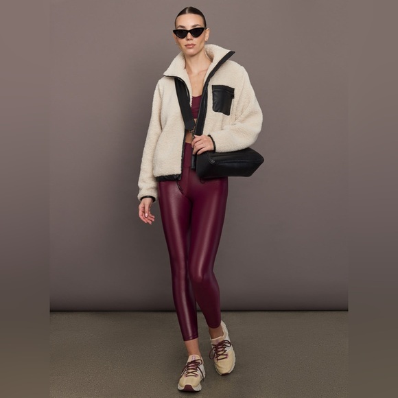 Carbon38 High Rise 7/8 Legging in Takara Shine Burgundy Maroon Small - Picture 2 of 8